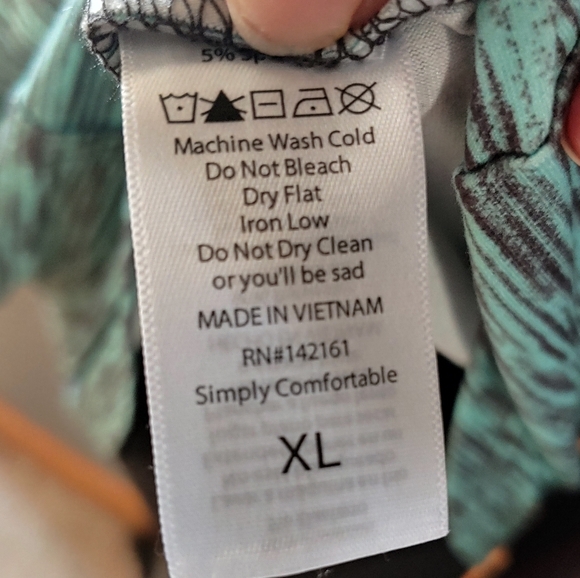 LulaRoe Amber hoodie - Picture 3 of 4